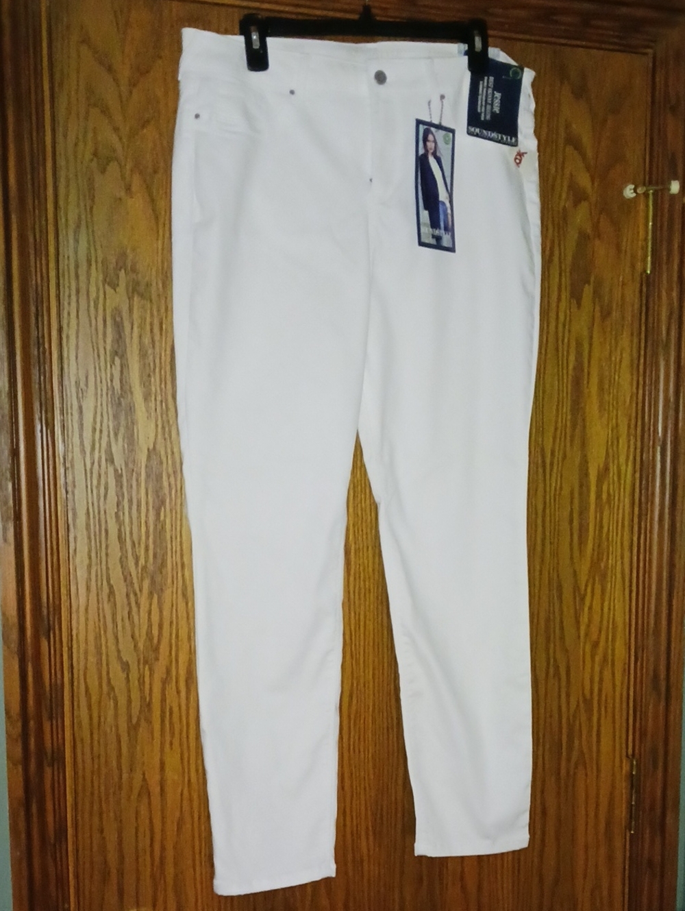 NWT Women's Sound Style Jessie Skinny Jean Legging